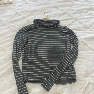 Grey and white stripe Aerie turtleneck